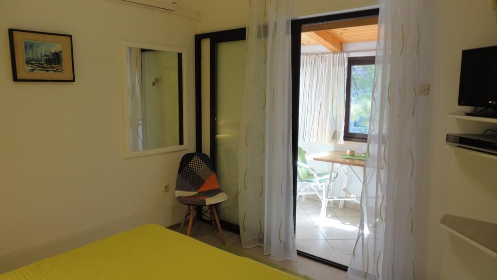 Guesthouse Apartment Bozica Bol Zewnętrze zdjęcie